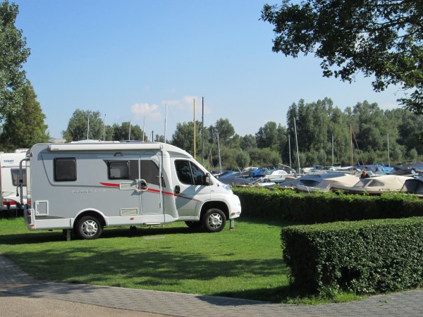 Camperplek Vlietland Leiden